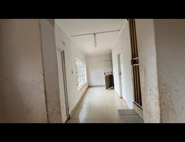 12 BEDROOM HOUSE FOR SALE IN CYRILDENE